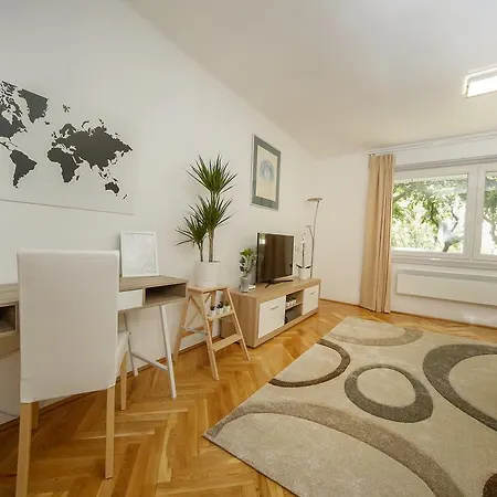 Appartement Stefania 35 *